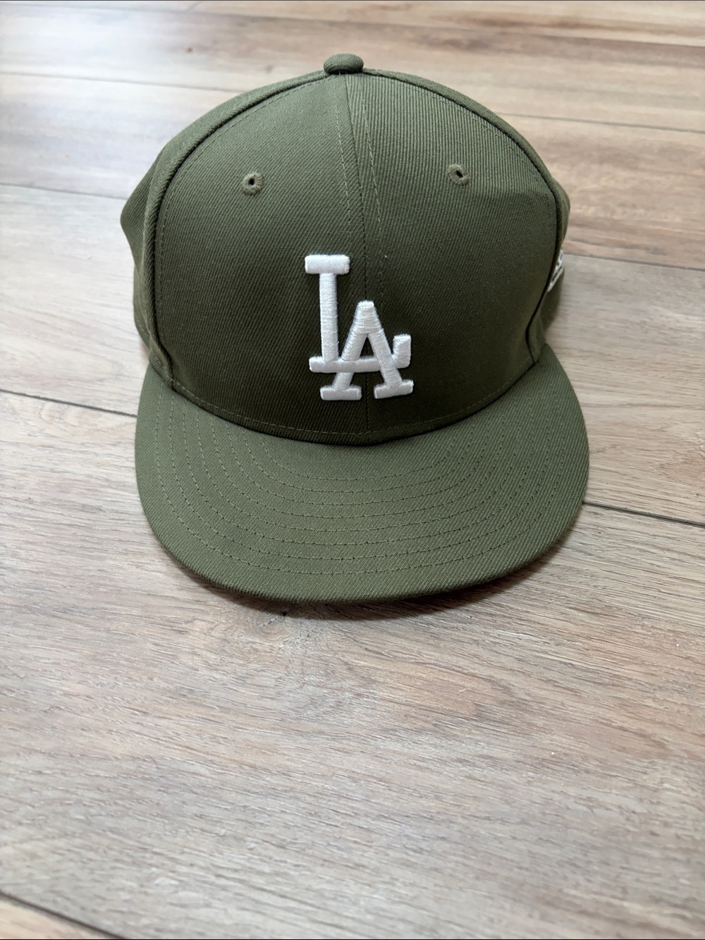 New Era Mens LA Snapback Cap - Olive